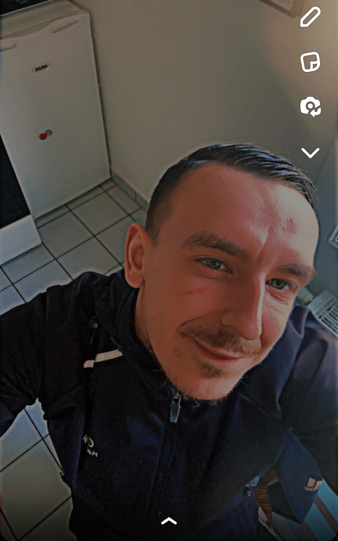Profil de Dione