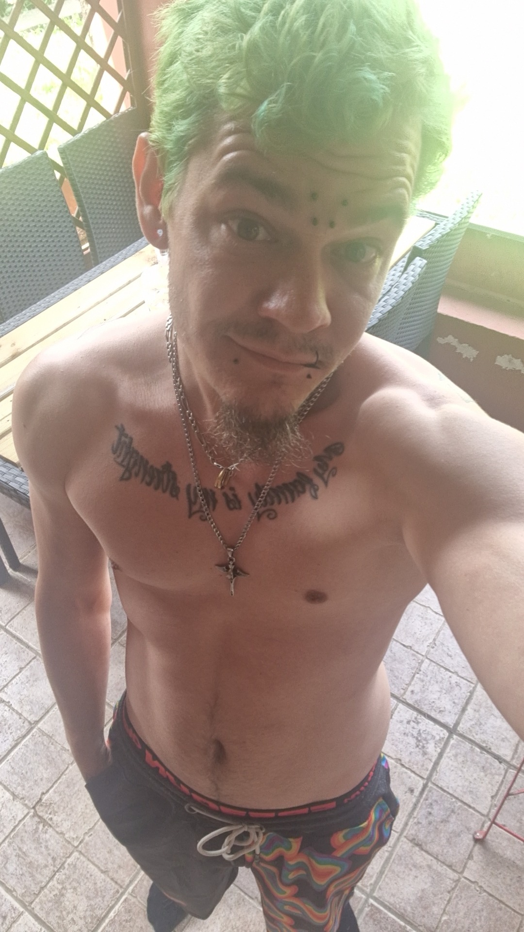 Profil de Adi