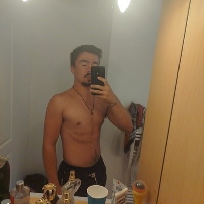 Profil de Aston